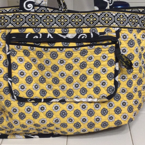 Vera Bradley Tote Like New Condition - Picture 3 of 8